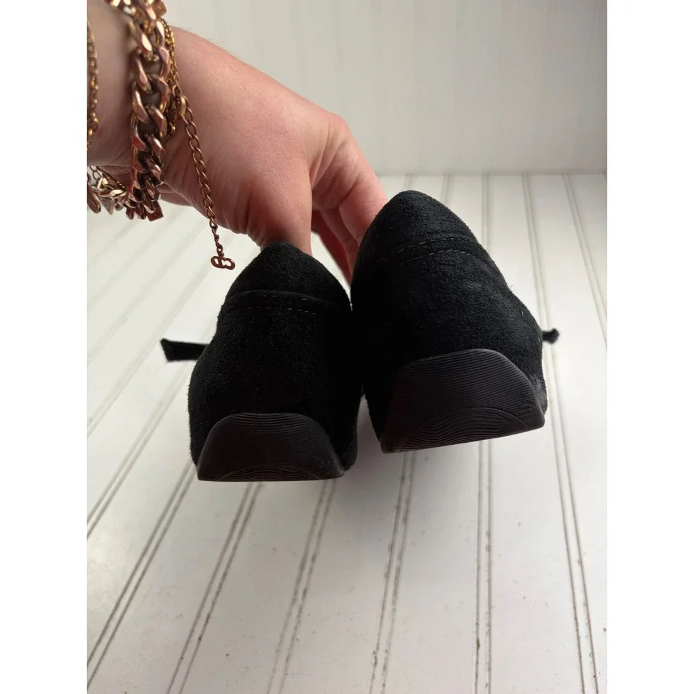 AEROSOLES elevate your